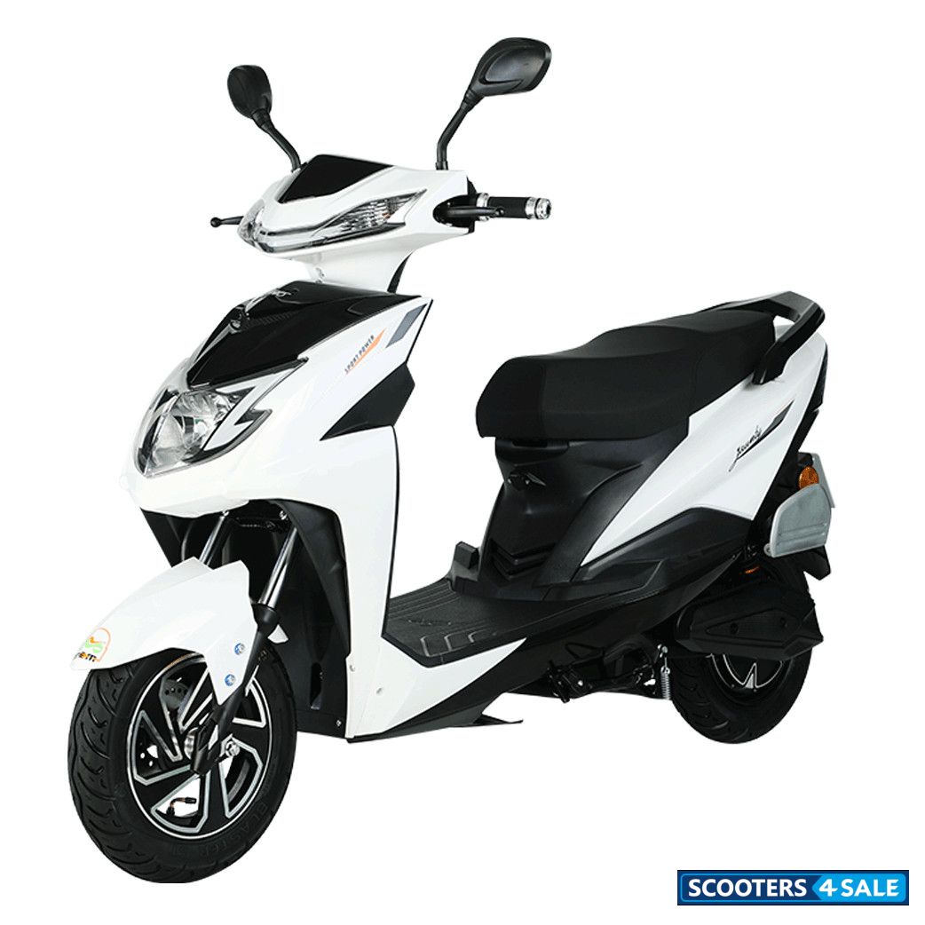 Amo Jaunty Plus White