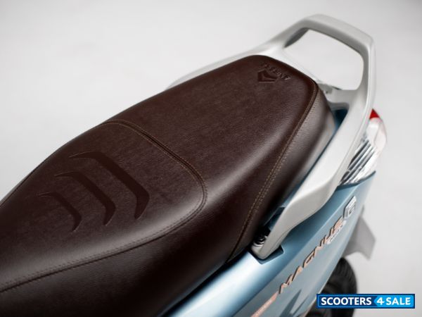 Ampere Magnus Grand Max