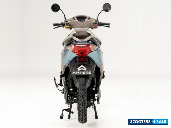 Ampere Magnus Grand Max