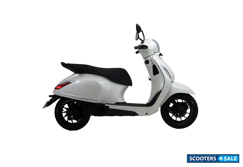 Bajaj Chetak C3502