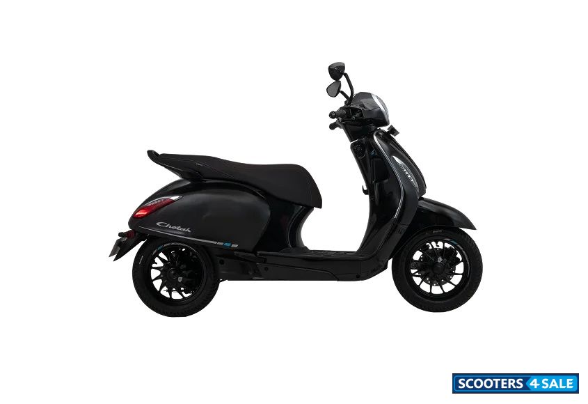 Bajaj Chetak C3502