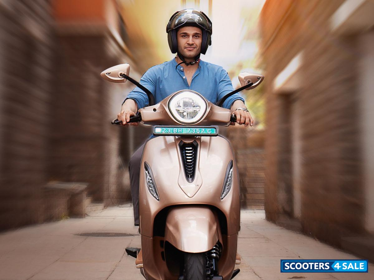 Bajaj Chetak Premium 2024