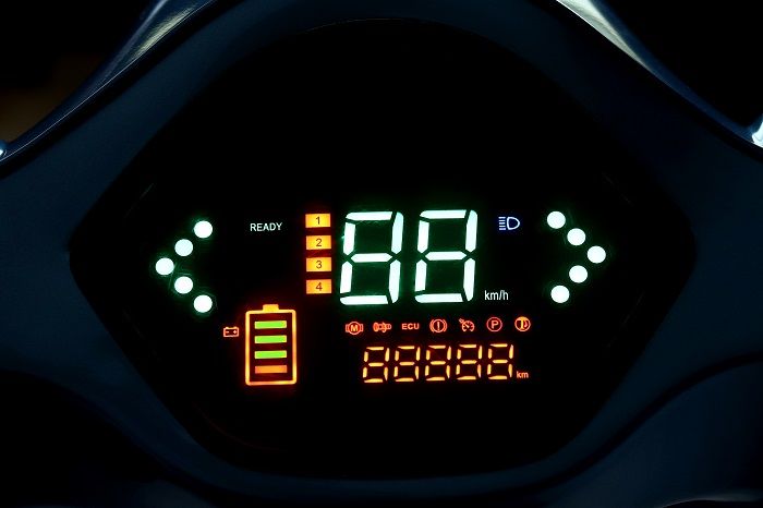 Benling Aura Li - Smart Digital Speedometer