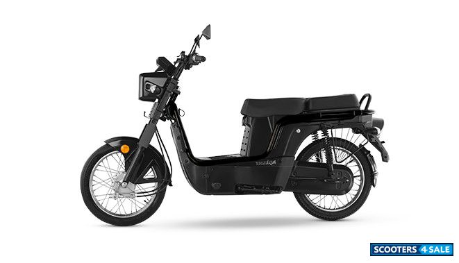 Kinetic E-Luna X1 Night Star Black