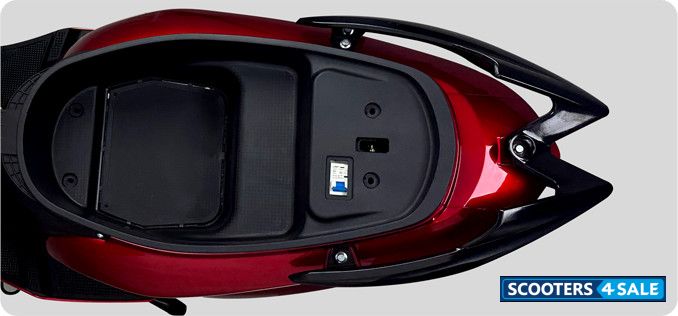 KOMAKI SE 12 L Bootspace