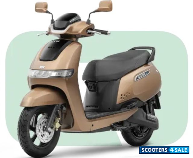 TVS iQube 2.2kWh 2025 Walnut Brown