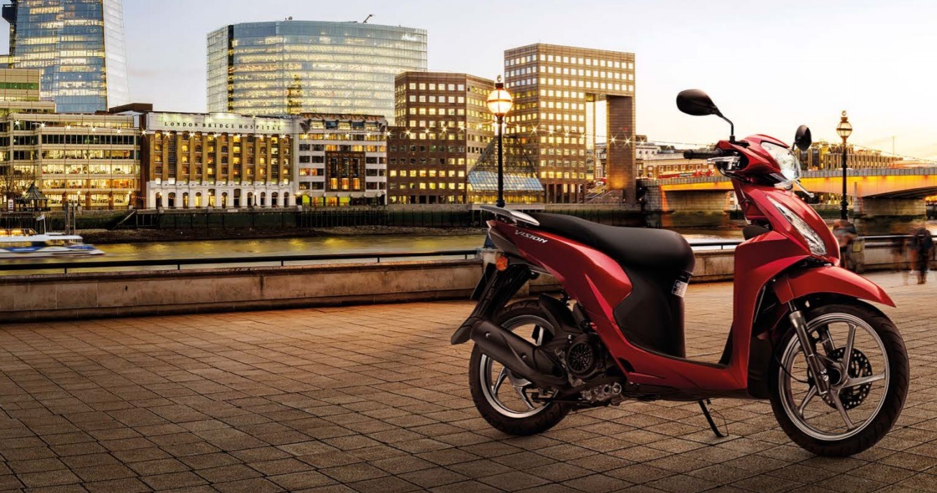 Honda Vision 110 Scooter