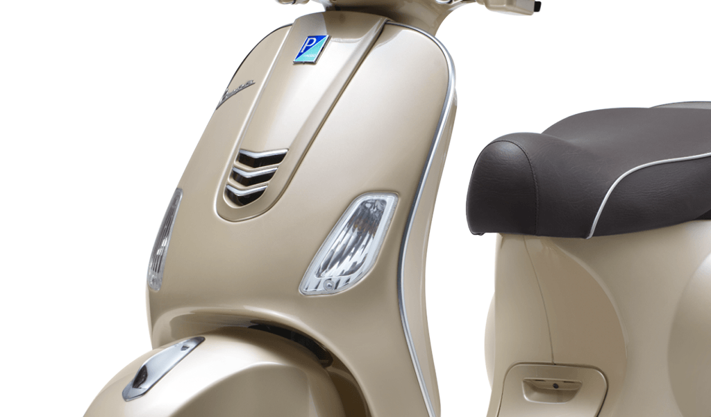 Vespa Elegante Scooter Front Design