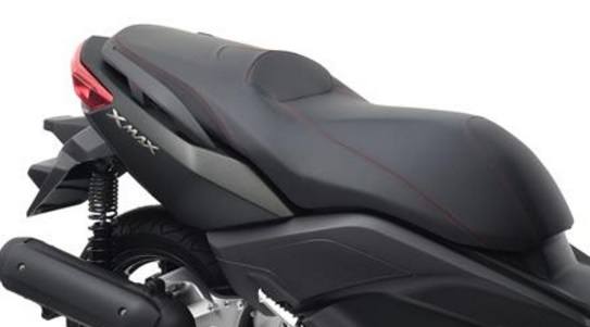 Yamaha XMAX 125 Seat style